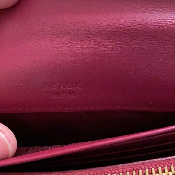 Prada Long Wallet - Picture 4 of 4